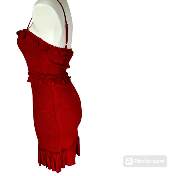 LE LIS RED SMOCKED STRAP RUFFLE MINI DRESS - Picture 3 of 8
